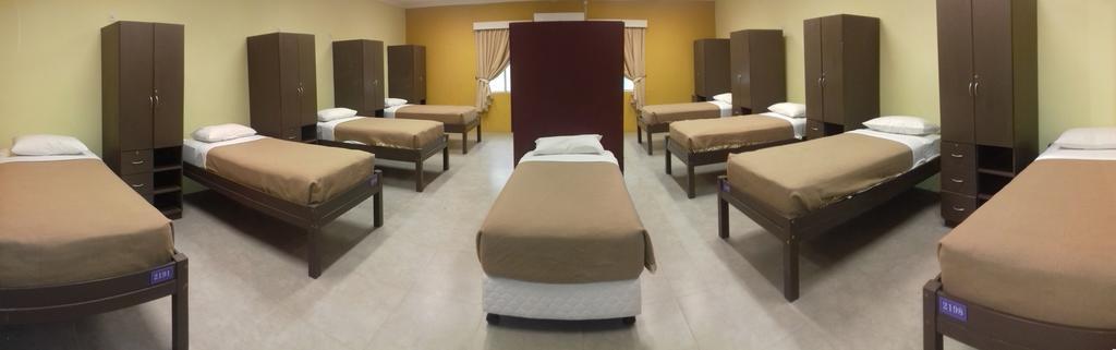 Borneo Cove Hotel Sandakan Bagian luar foto