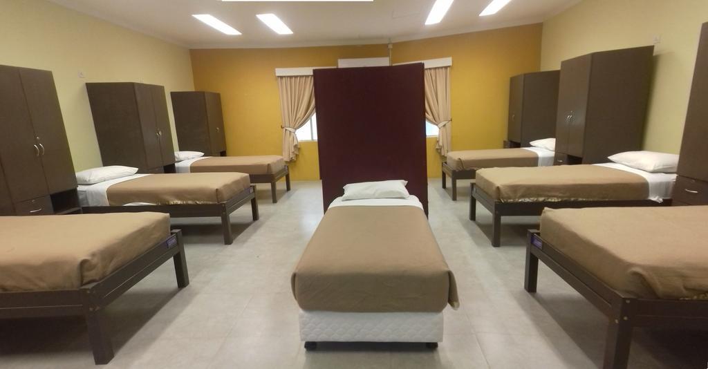 Borneo Cove Hotel Sandakan Bagian luar foto